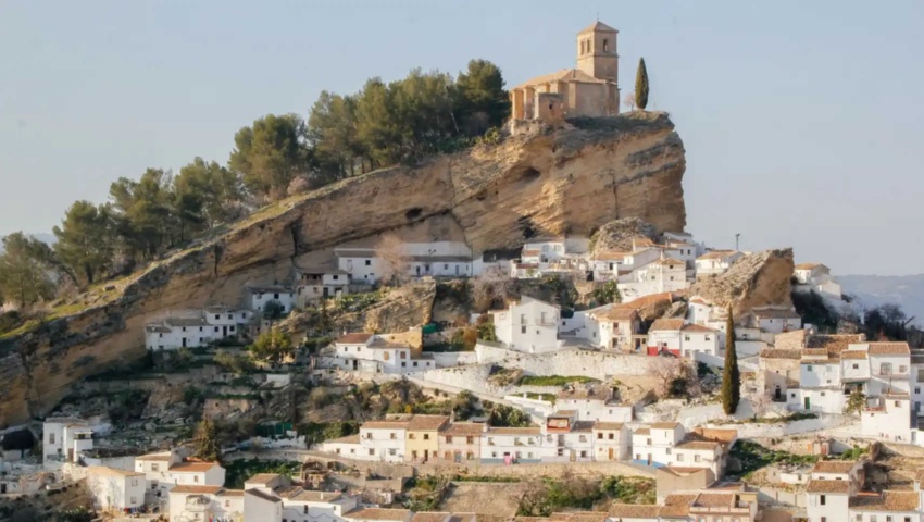 cuevas del campo